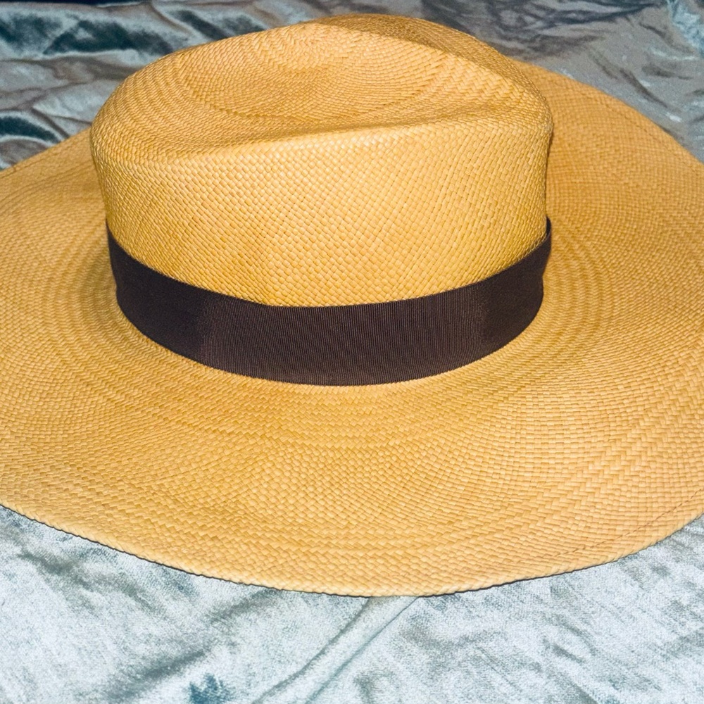 Gladys Tamez Millinery
WREN
Handmade in Los Angeles